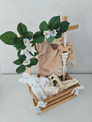 Babygeschenk in der Kiste