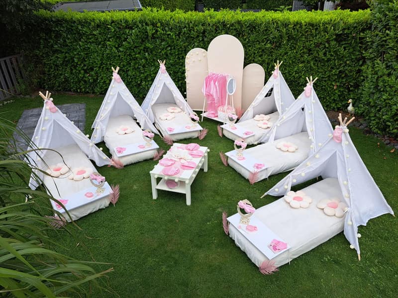Tipi Zelte